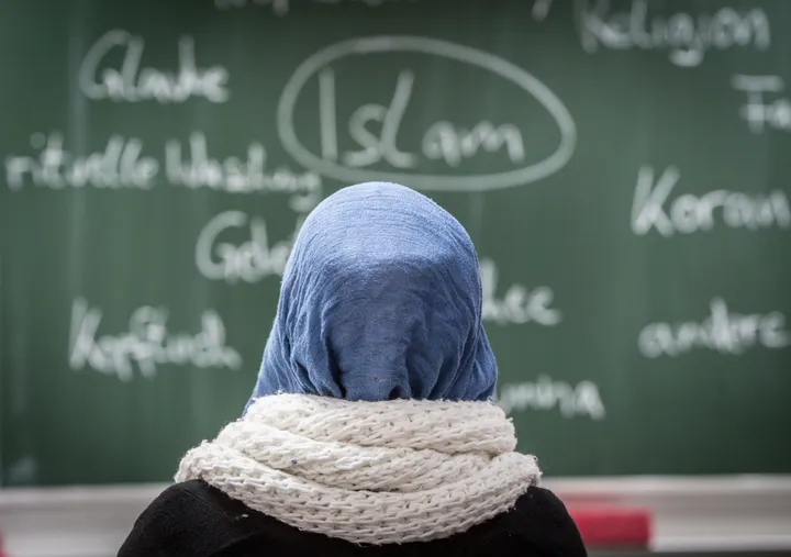 Was muslimische Mädchen und Frauen zum österreichischen Kopftuchverbot denken
